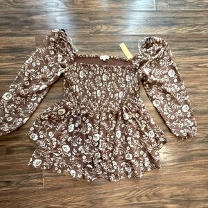Chic Floral Smocked Blouse in Brown